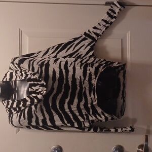 S-twelve Black and White Patterned cowneck,, Animal Print top